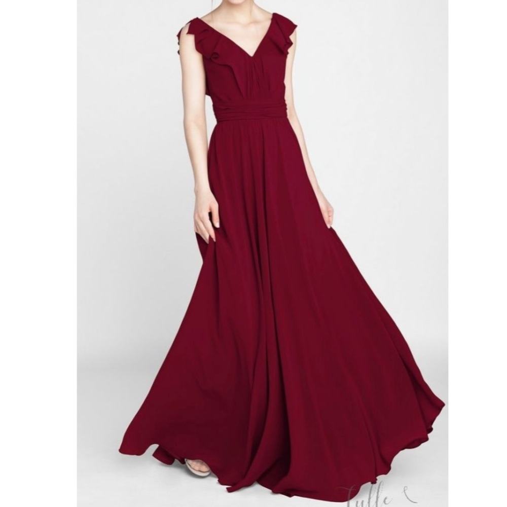 Tulle and Chantilly Ruffled V-Neck Chiffon Bridesmaid Dress in Wine